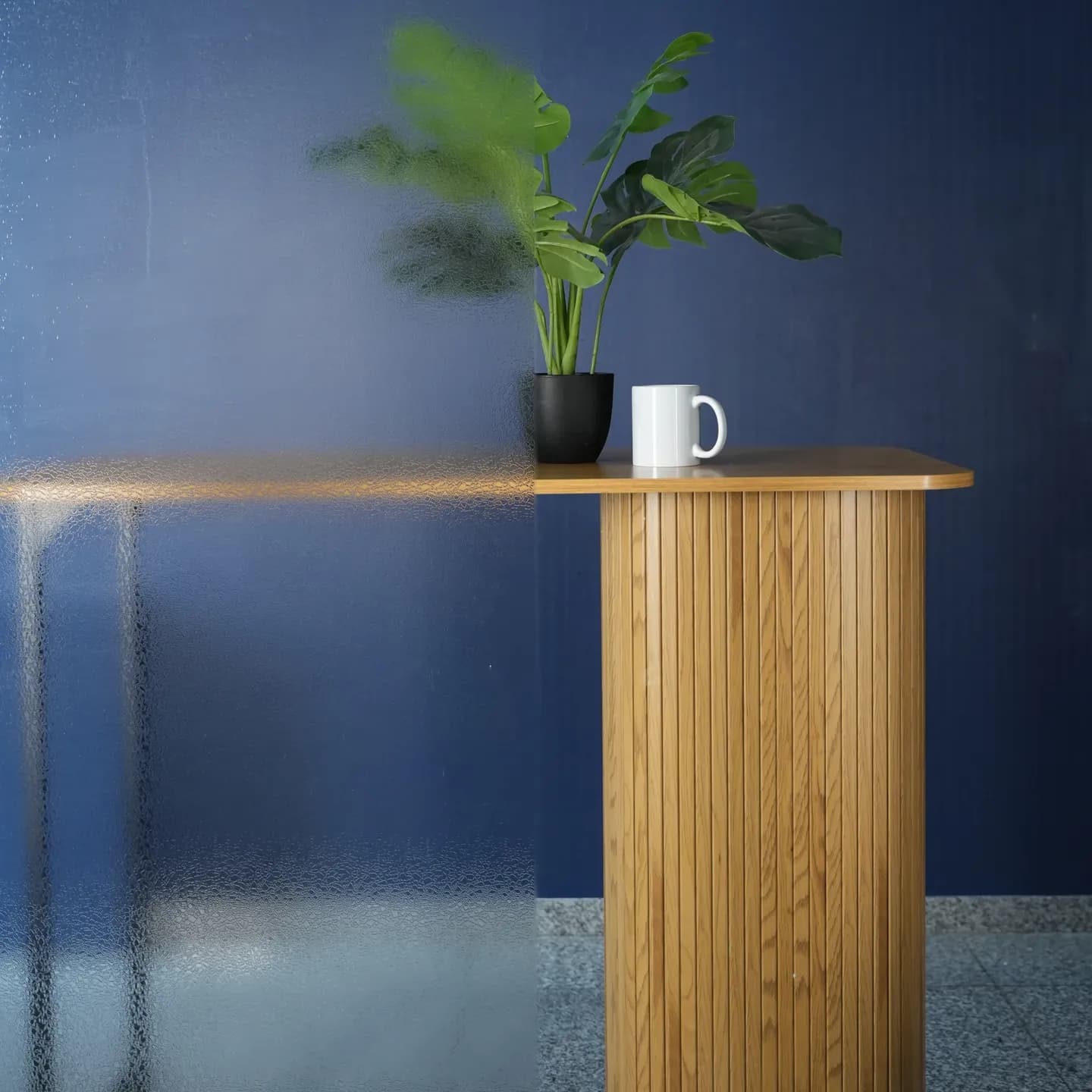 Film électrostatique effet verre brisé installé, rendu d'ensemble