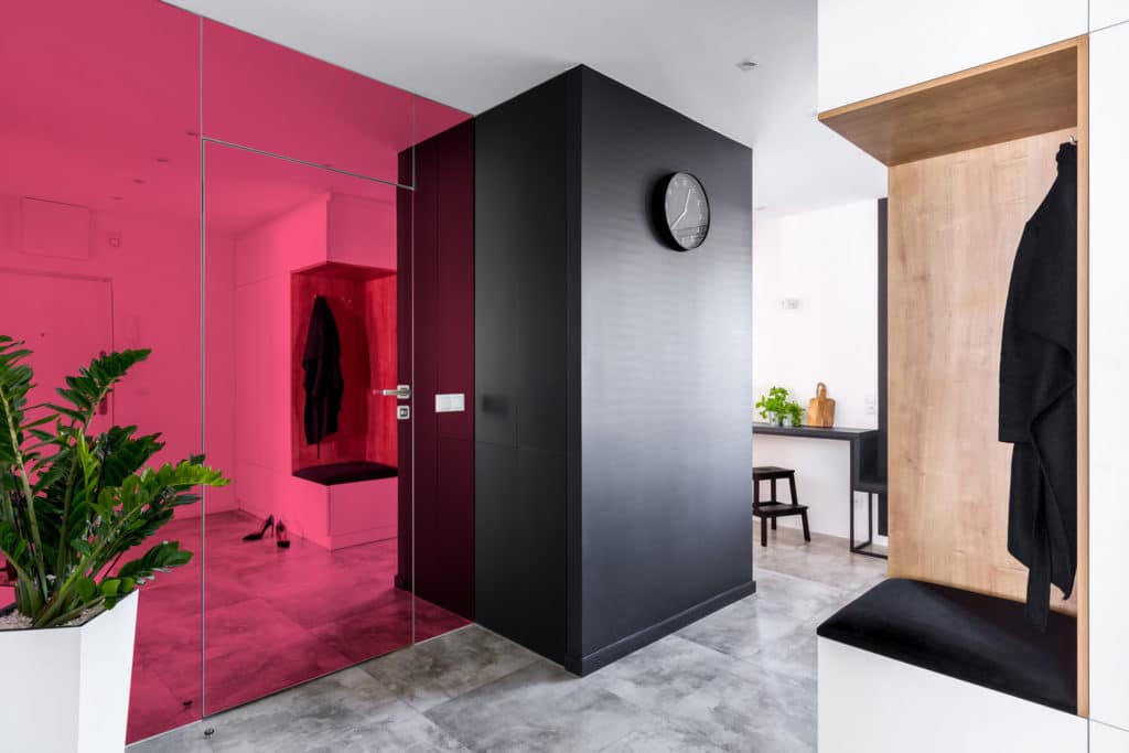 Film miroir sans tain couleur rouge